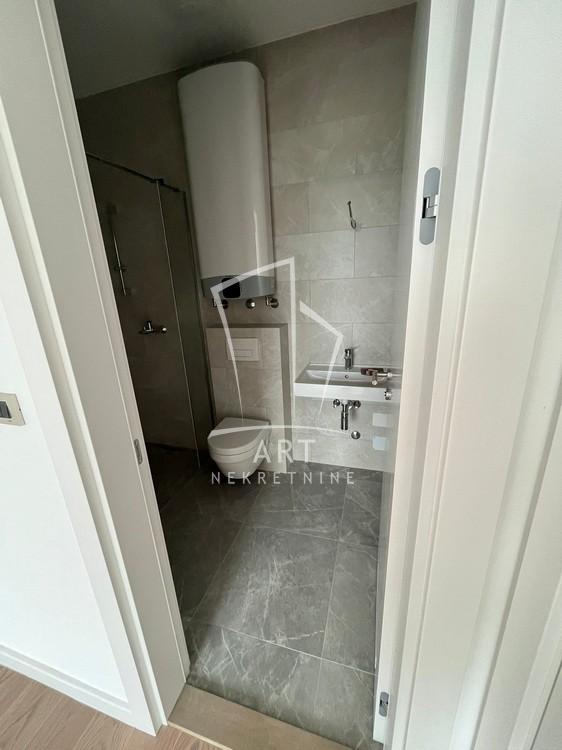 Slika 11 - Omladinskih brigada, Trosoban stan za izdavanje, 90m2, 1.000€