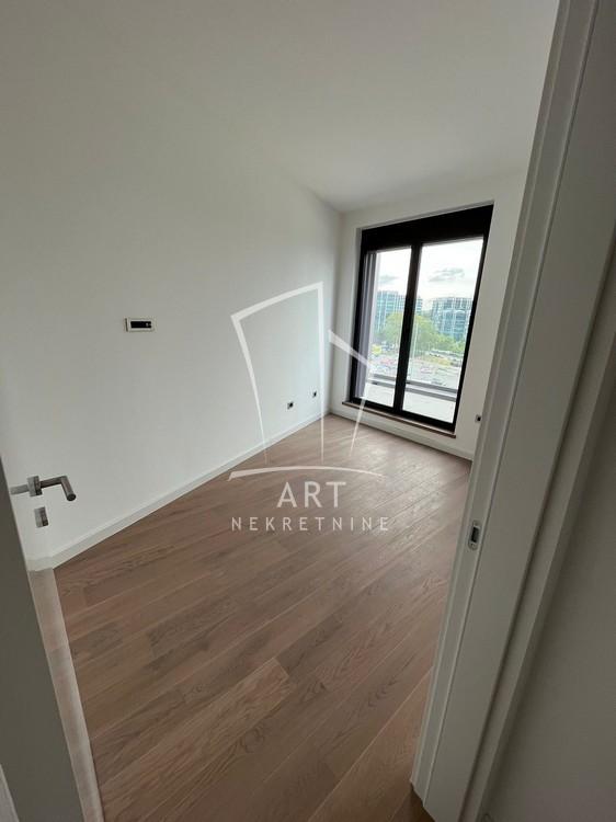 Slika 2 - Omladinskih brigada, Trosoban stan za izdavanje, 90m2, 1.000€