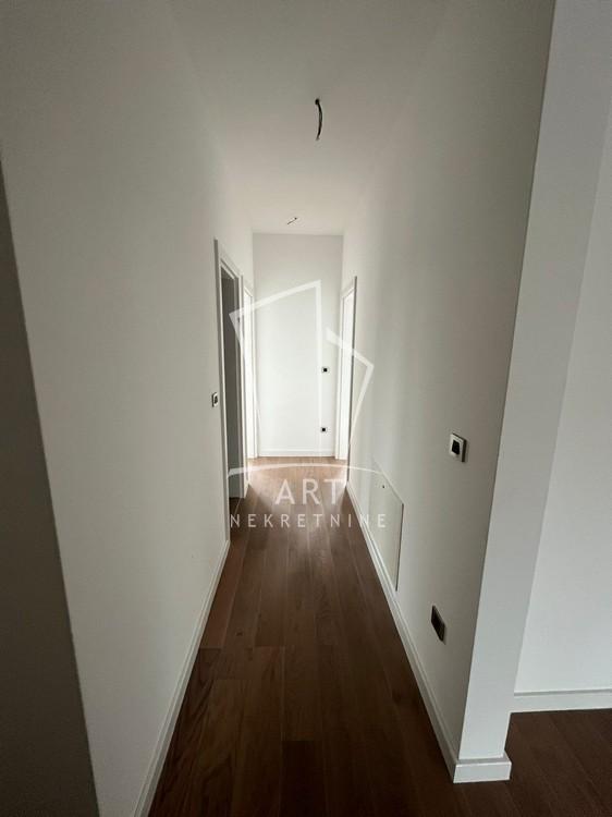 Slika 5 - Omladinskih brigada, Trosoban stan za izdavanje, 90m2, 1.000€