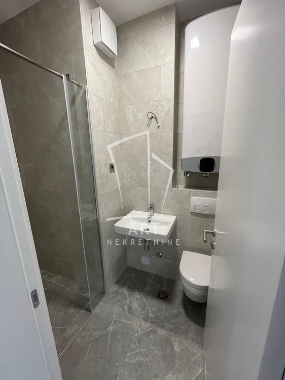 Slika 10 - Omladinskih brigada, Trosoban stan za izdavanje, 90m2, 1.000€