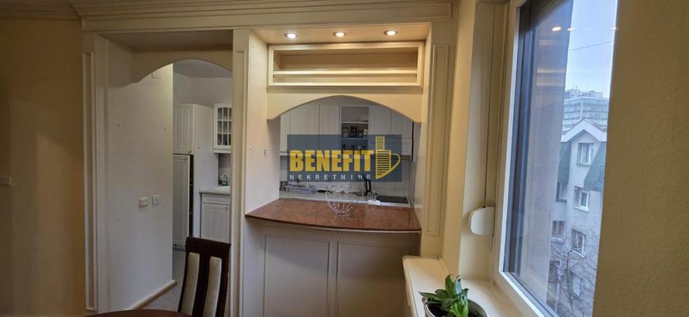 Slika 7 - Četvorosoban stan za izdavanje, 117m2, 1.000€