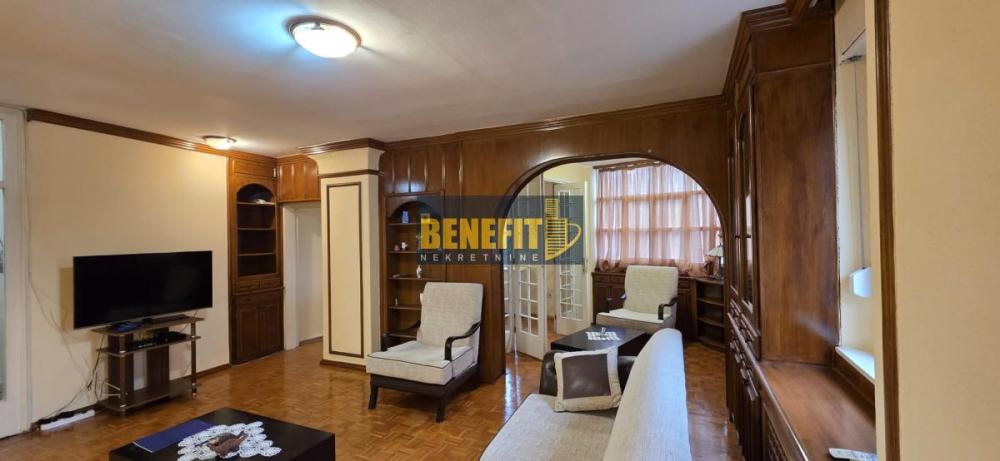 Slika 2 - Četvorosoban stan za izdavanje, 117m2, 1.000€