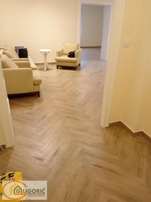 Slika 2 - Kosovska, Dvosoban stan za izdavanje, 50m2, 800€