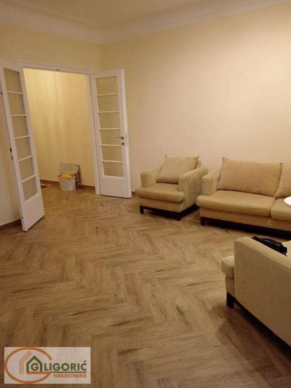 Slika 1 - Kosovska, Dvosoban stan za izdavanje, 50m2, 800€