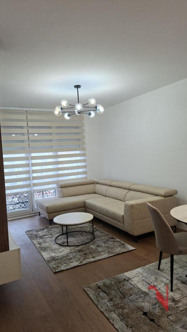 Slika 2 - MASARIKOVA, Trosoban stan za izdavanje, 65m2, 1.100€