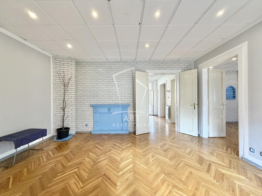 Slika 7 - Kralja Milana, Četvoroiposoban stan na prodaju, 136m2, 550.000€