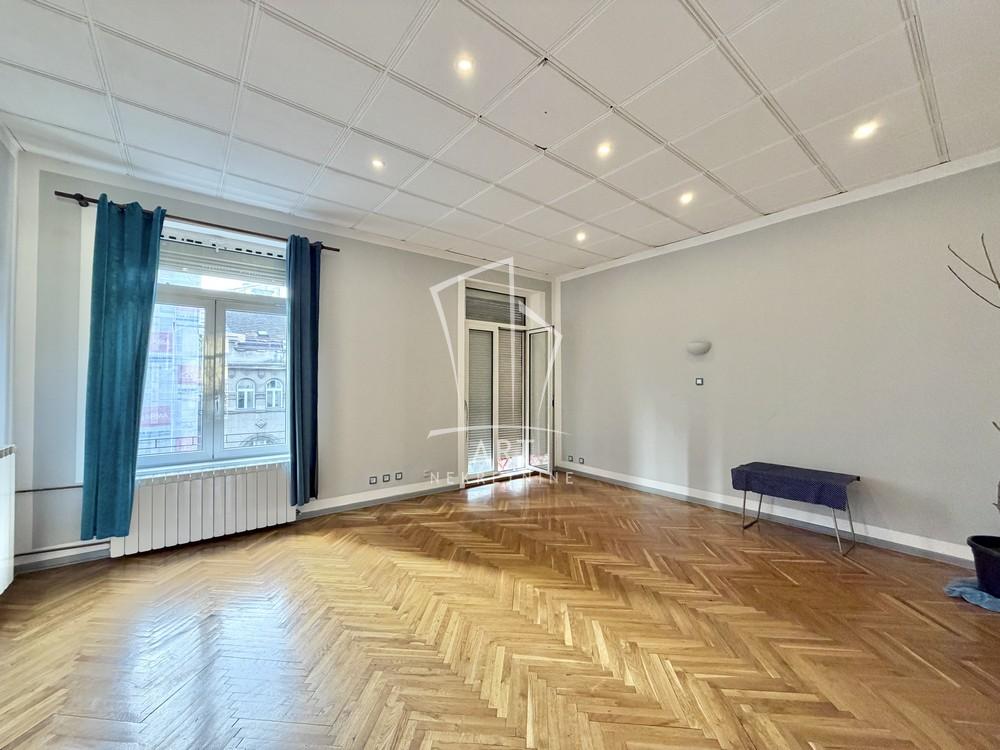 Slika 5 - Kralja Milana, Četvoroiposoban stan na prodaju, 136m2, 550.000€