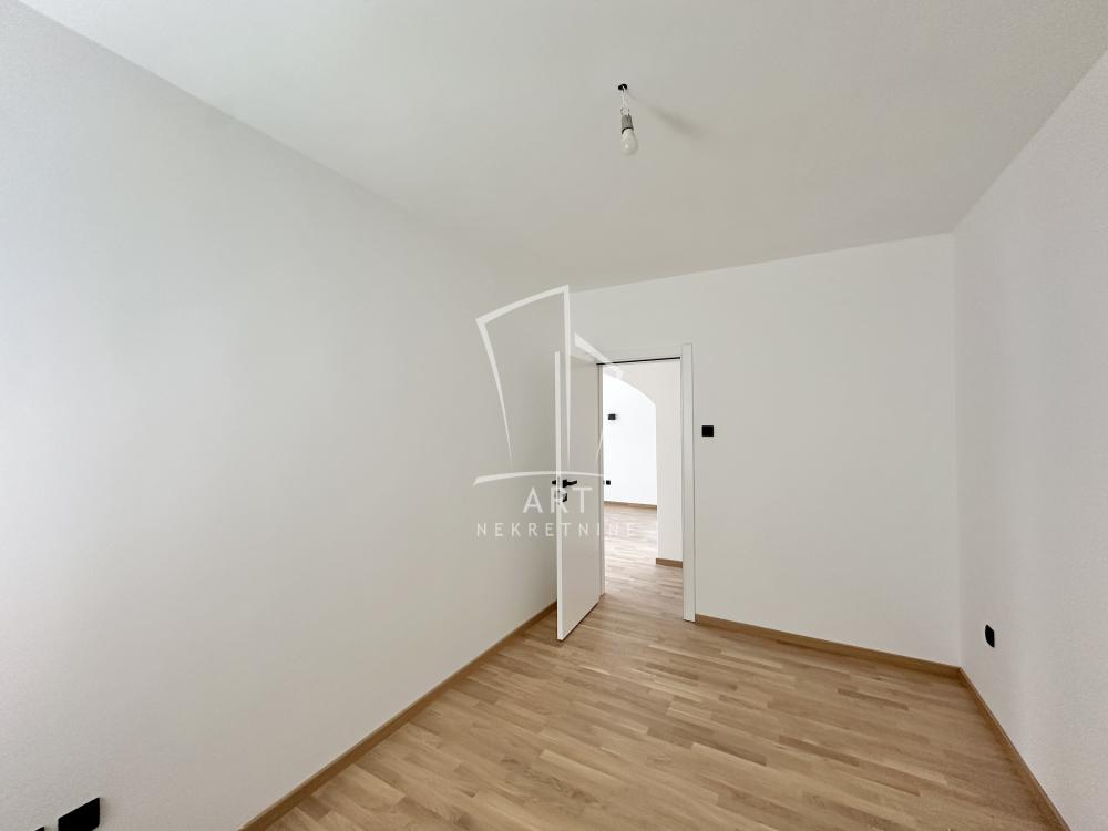 Slika 3 - Pazinska, Trosoban stan na prodaju, 71m2, 245.000€