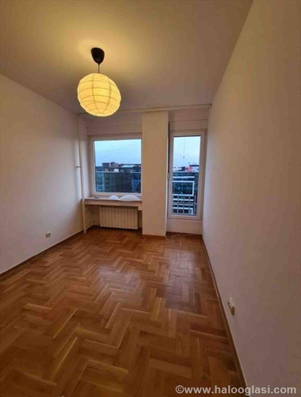 Slika 1 - Bulevar Milutina Milankovića, Trosoban stan za izdavanje, 70m2, 700€