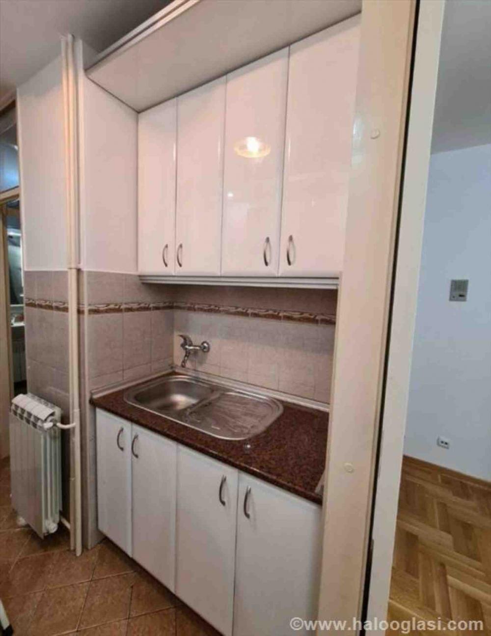 Slika 4 - Bulevar Milutina Milankovića, Trosoban stan za izdavanje, 70m2, 700€