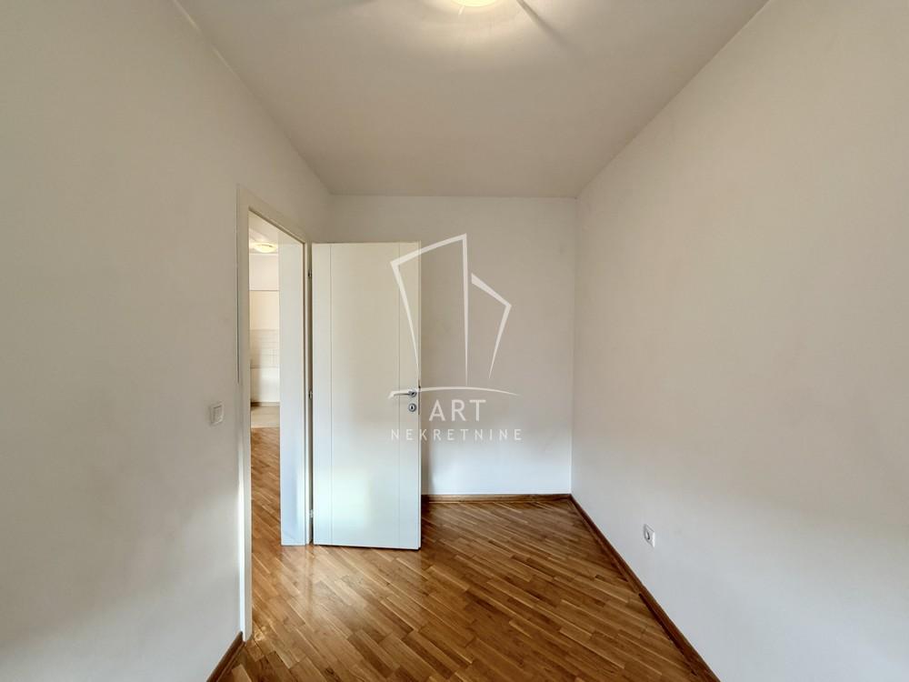 Slika 8 - Mezijska, Dvoiposoban stan na prodaju, 51m2, 100.000€