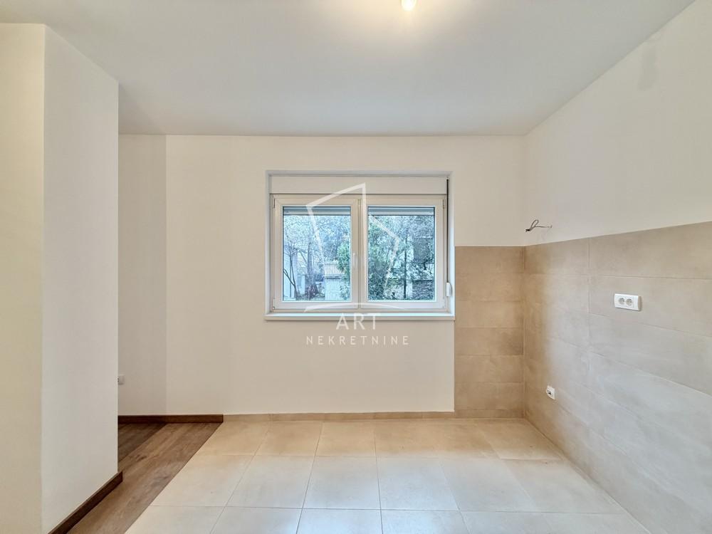 Slika 3 - Generala Horvatovića, Dvoiposoban stan na prodaju, 56m2, 210.000€