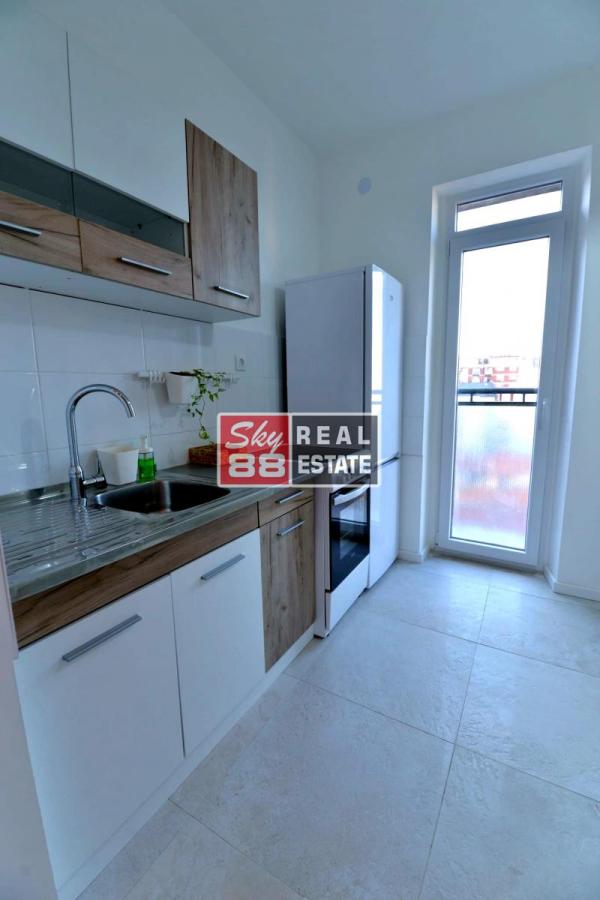 Slika 9 - Pozarevacka, Dvosoban stan na prodaju, 48m2, 179.000€