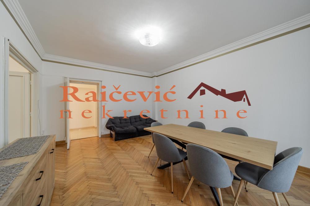 Slika 1 - Bulevar kralja Aleksandra, Trosoban stan za izdavanje, 102m2, 1.000€