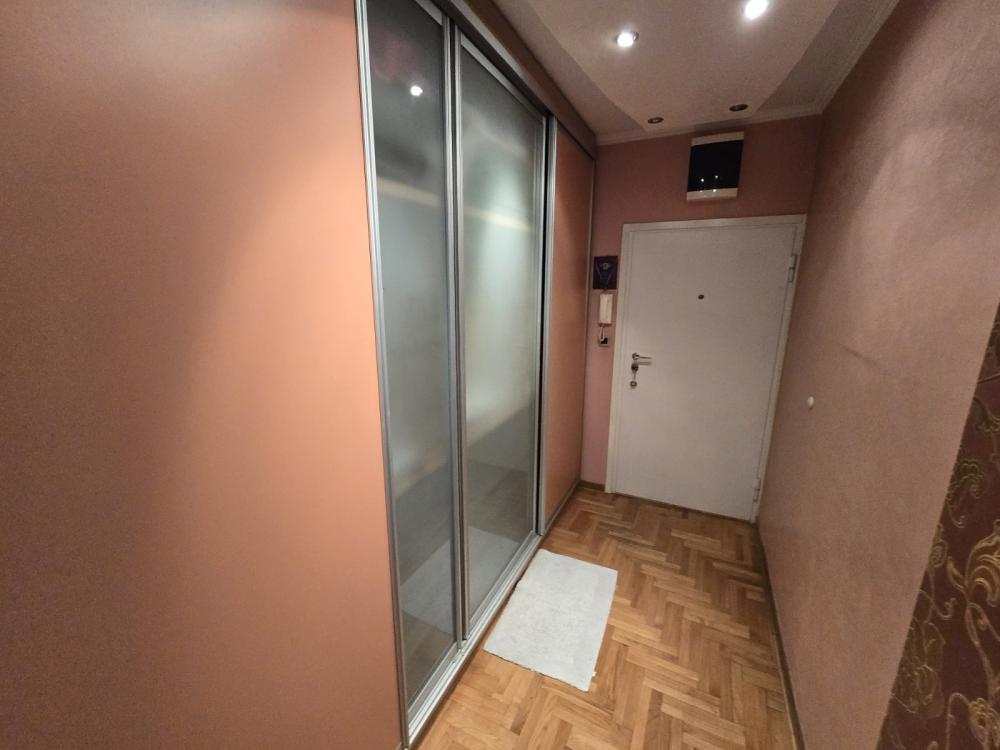 Slika 7 - Bulevar Arsenija Čarnojevića, Trosoban stan na prodaju, 97m2, 349.500€