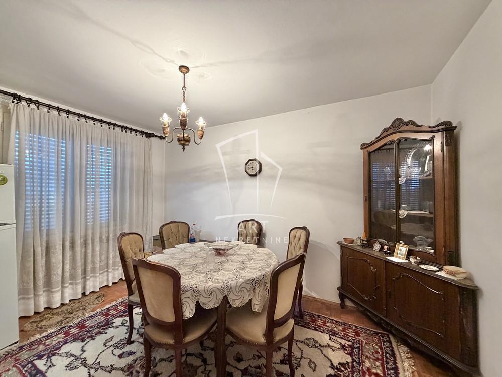 Slika 5 - Vlade Ilića,  Kuća na prodaju, 253m2, 420.000€