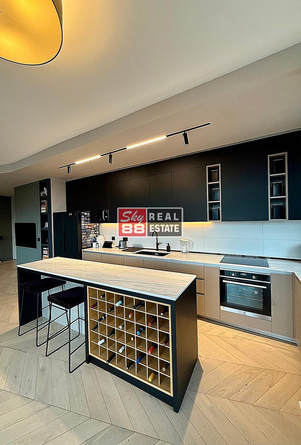 Slika 5 - Hercegovačka, Četvorosoban stan na prodaju, 112m2, 620.000€