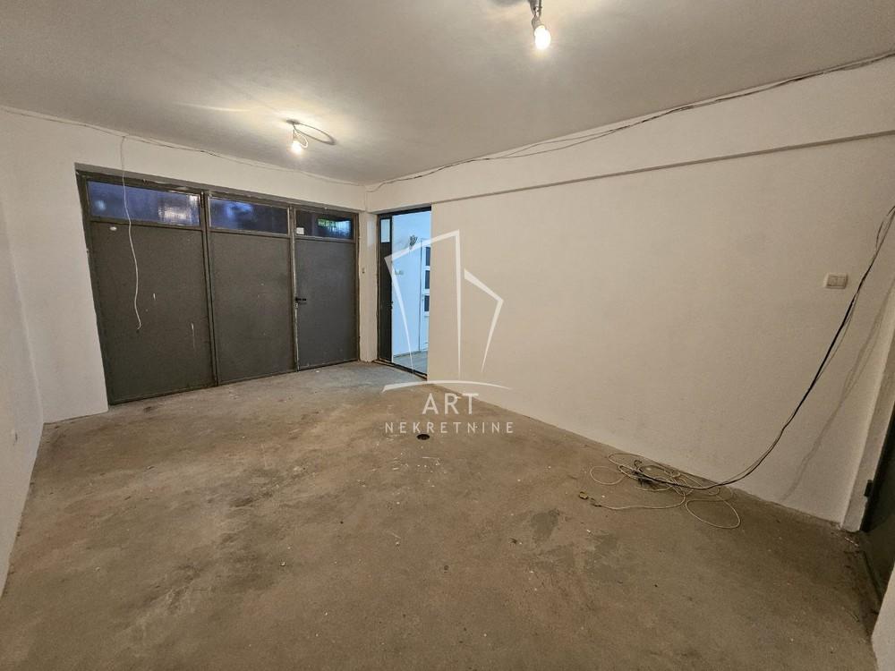 Slika 2 - Breskvin cvet,  Lokal za izdavanje, 82m2, 500€