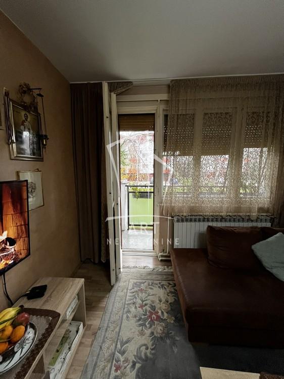 Slika 6 - Dr Nika Miljanića, Šestosoban stan na prodaju, 110m2, 278.000€