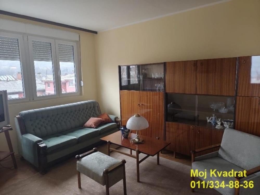 Glavna slika -Trosoban stan za izdavanje, 68m2, 450€