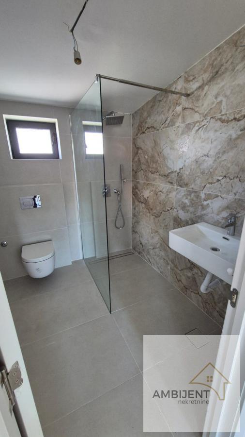 Slika 8 -  Kuća na prodaju, 233m2, 475.000€