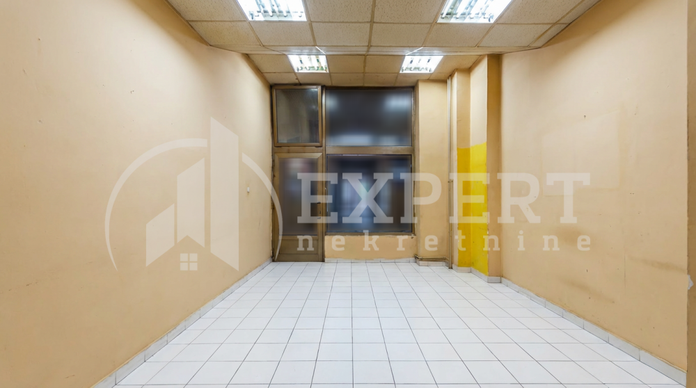 Slika 1 - Strahinjića Bana,  Lokal na prodaju, 26m2, 53.000€