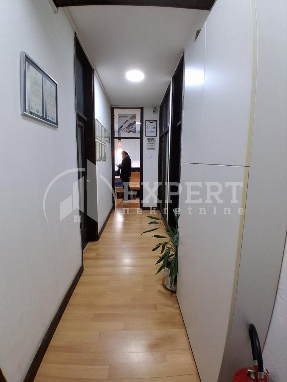 Slika 6 - Jovana Ristića,  Lokal za izdavanje, 94m2, 500€