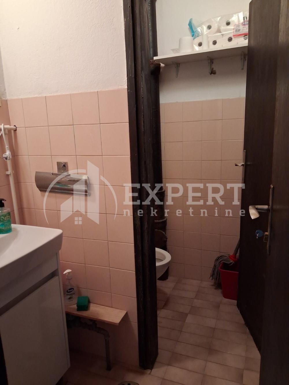 Slika 4 - Jovana Ristića,  Lokal za izdavanje, 94m2, 500€