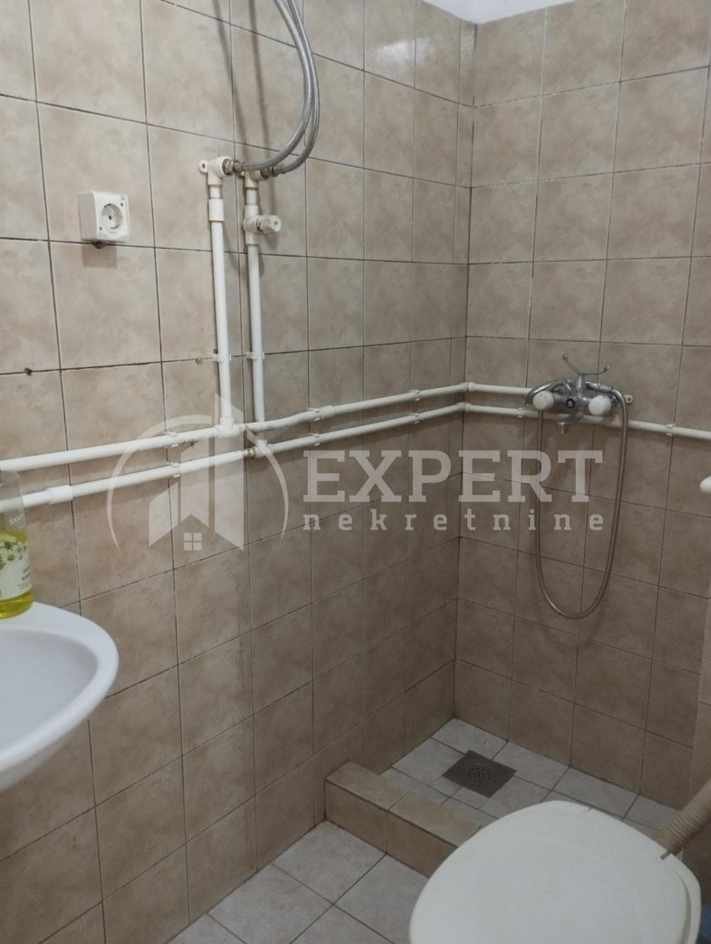 Slika 3 - Južnomoravske brigade,  Stan za izdavanje, 18m2, 200€