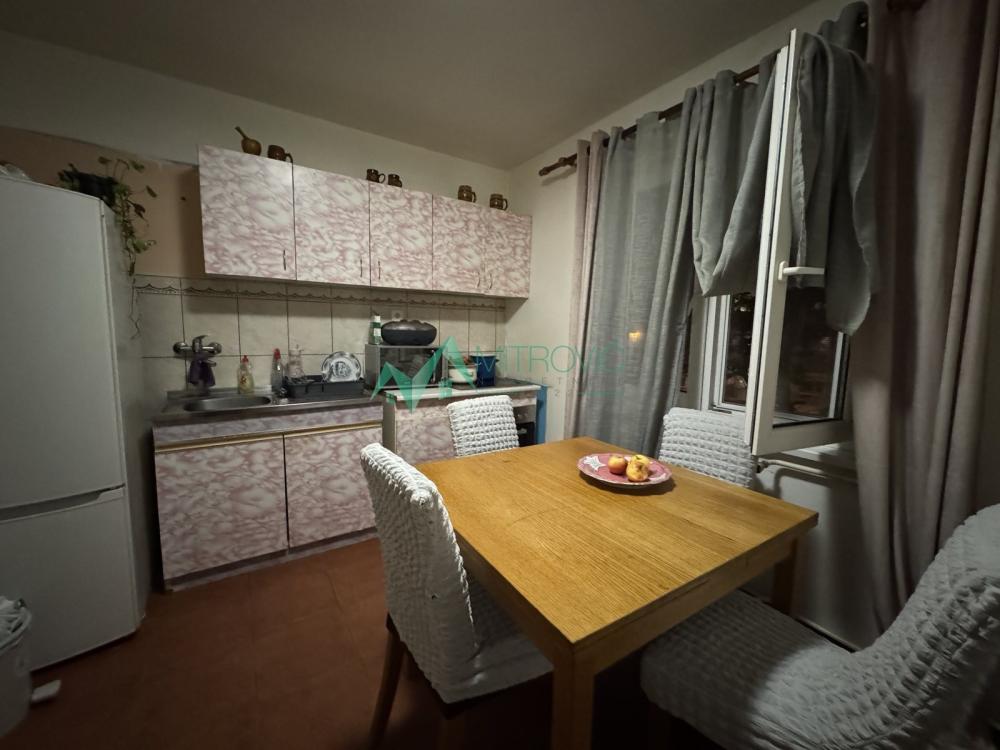 Slika 2 - Dvosoban stan za izdavanje, 48m2, 250€