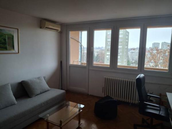 Slika 1 - Marsala Tolbuhina, Dvoiposoban stan za izdavanje, 66m2, 650€