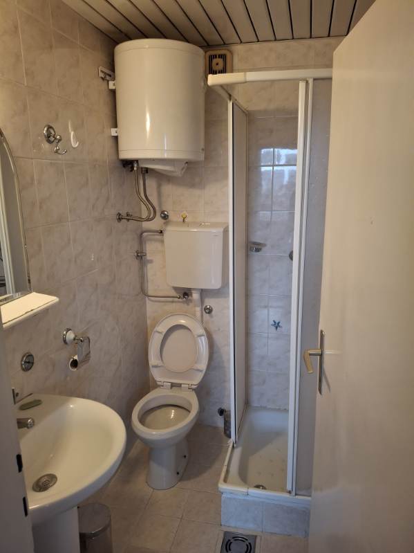 Slika 9 - Marsala Tolbuhina, Dvoiposoban stan za izdavanje, 66m2, 650€