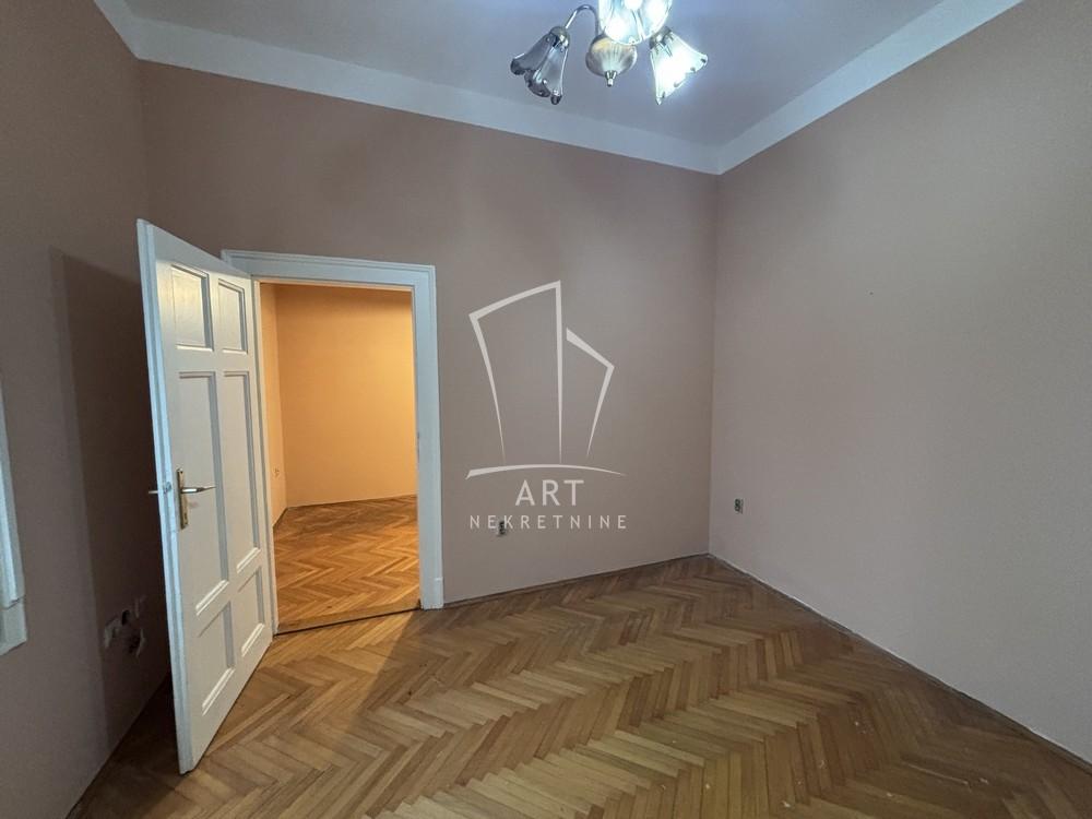 Slika 1 - Venizelosova, Dvoiposoban stan za izdavanje, 47m2, 800€