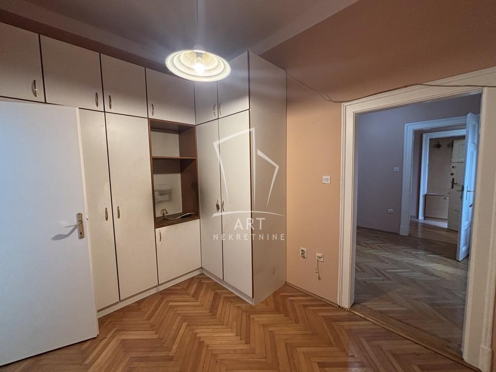 Slika 3 - Venizelosova, Dvoiposoban stan za izdavanje, 47m2, 800€