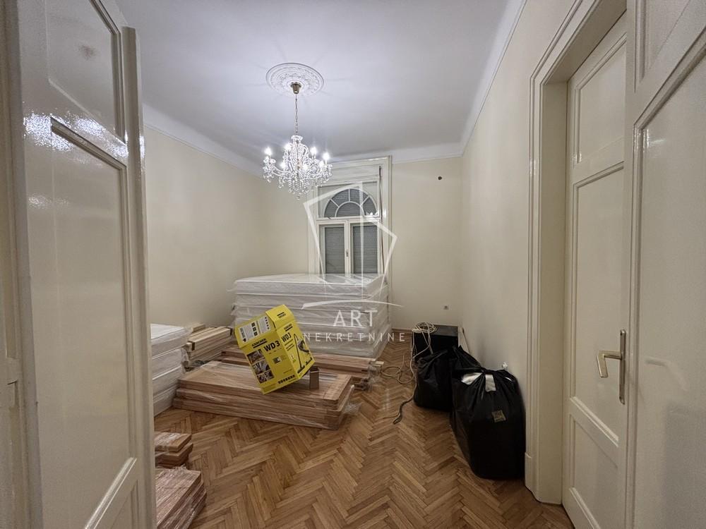 Slika 5 - Venizelosova, Četvorosoban stan za izdavanje, 101m2, 3.000€