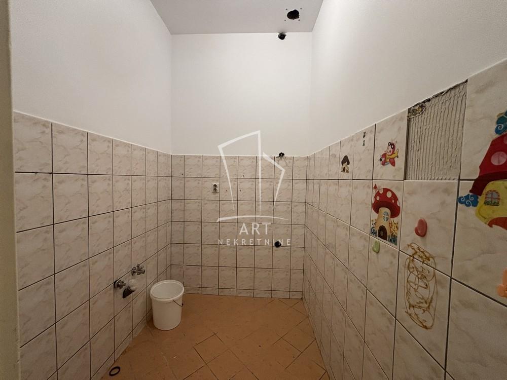 Slika 6 - Venizelosova, Četvorosoban stan za izdavanje, 101m2, 3.000€