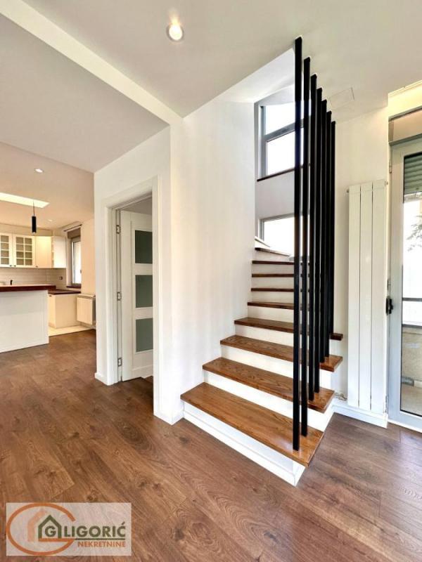 Slika 11 -  Kuća na prodaju, 300m2, 1.350.000€