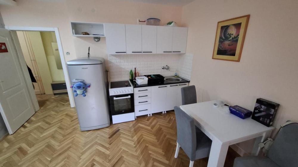 Slika 2 - Jednoiposoban stan za izdavanje, 42m2, 330€