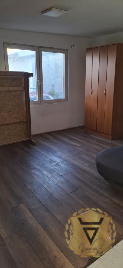 Slika 9 -  Kuća za izdavanje, 90m2, 680€