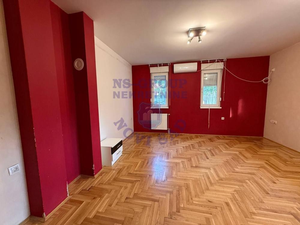 Glavna slika -Dvoiposoban stan na prodaju, 49m2, 138.000€