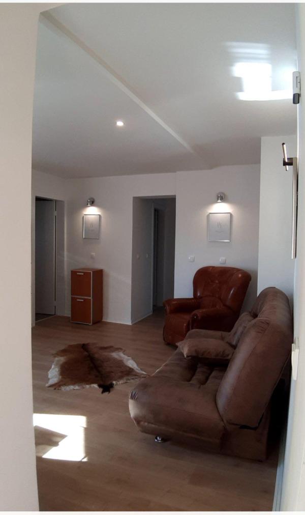 Slika 1 - Šafarikova, Dvosoban stan za izdavanje, 60m2, 750€