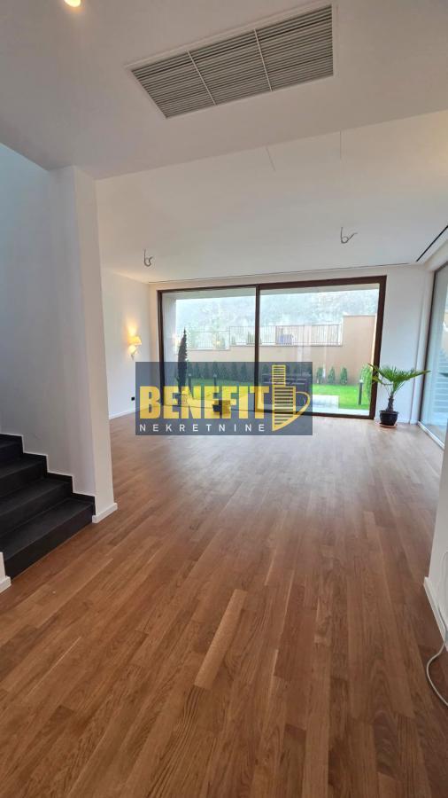 Slika 2 -  Kuća na prodaju, 332m2, 1.325.000€