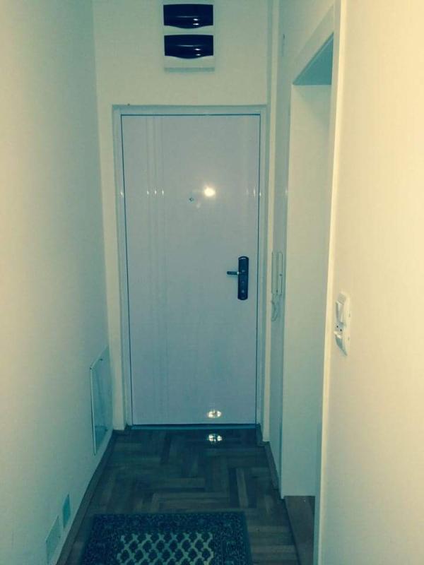 Slika 2 - Vojvode Tankosica 48, Stan za izdavanje, 28m2, 230€