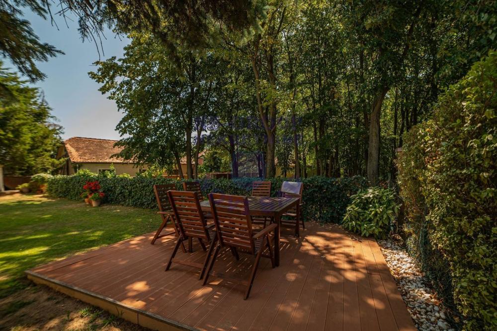 Slika 2 -  Kuća na prodaju, 550m2, 875.500€