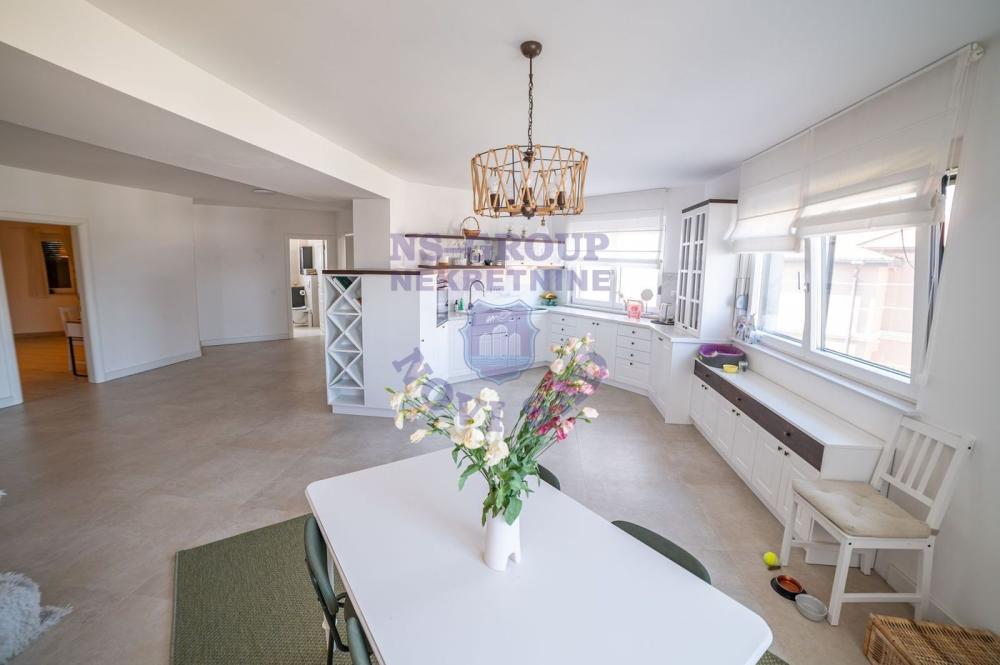 Slika 5 -  Kuća na prodaju, 550m2, 875.500€