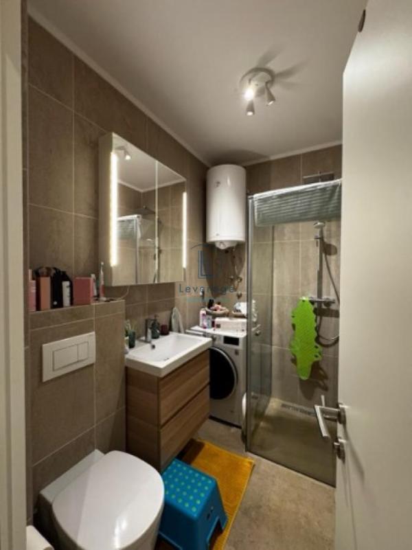 Slika 9 - Onisima Popovića, Trosoban stan na prodaju, 75m2, 270.000€