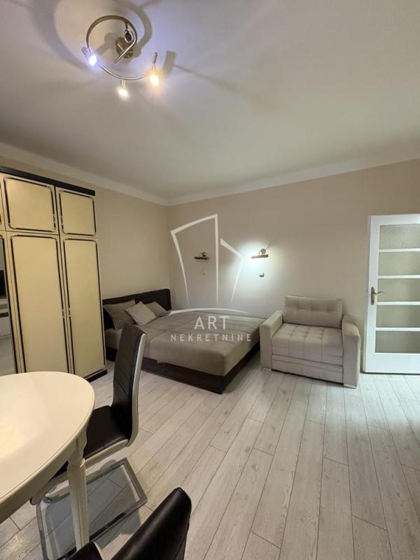 Slika 1 - Bulevar Vojvode Mišića, Jednosoban stan za izdavanje, 36m2, 550€