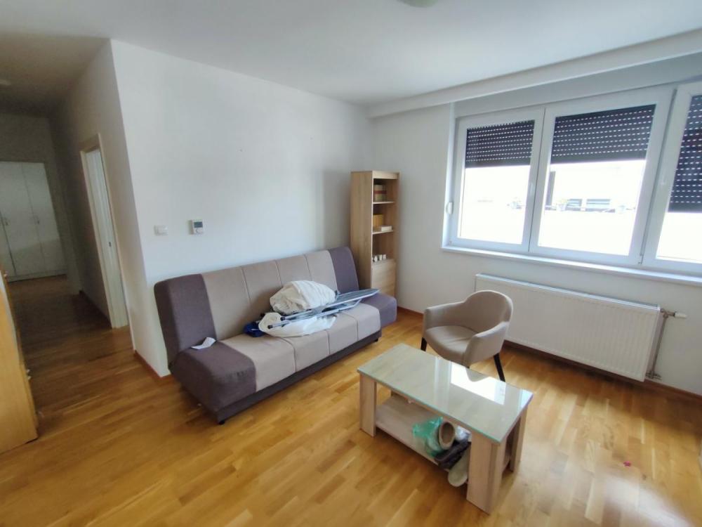 Slika 4 - Dvoiposoban stan za izdavanje, 55m2, 400€