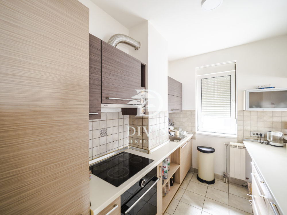 Slika 3 - Leskovačka, Trosoban stan na prodaju, 70m2, 282.000€