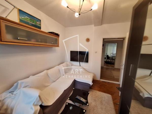 Slika 2 - Branka Žeželja,  Kuća na prodaju, 215m2, 210.000€